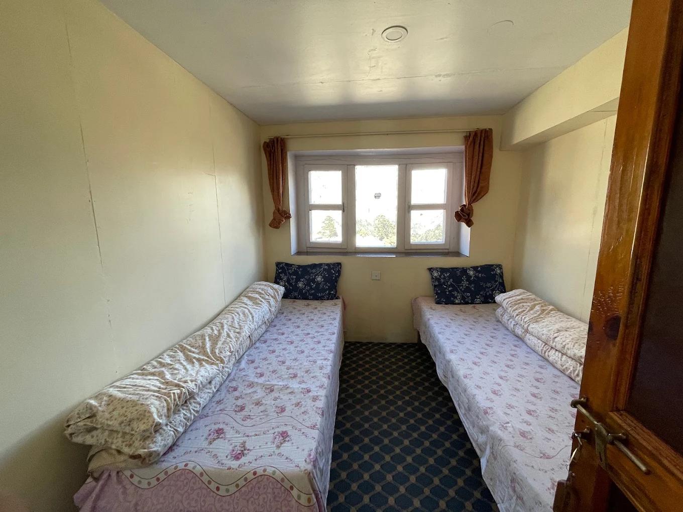 Himalayan Hotel Tengboche image 2