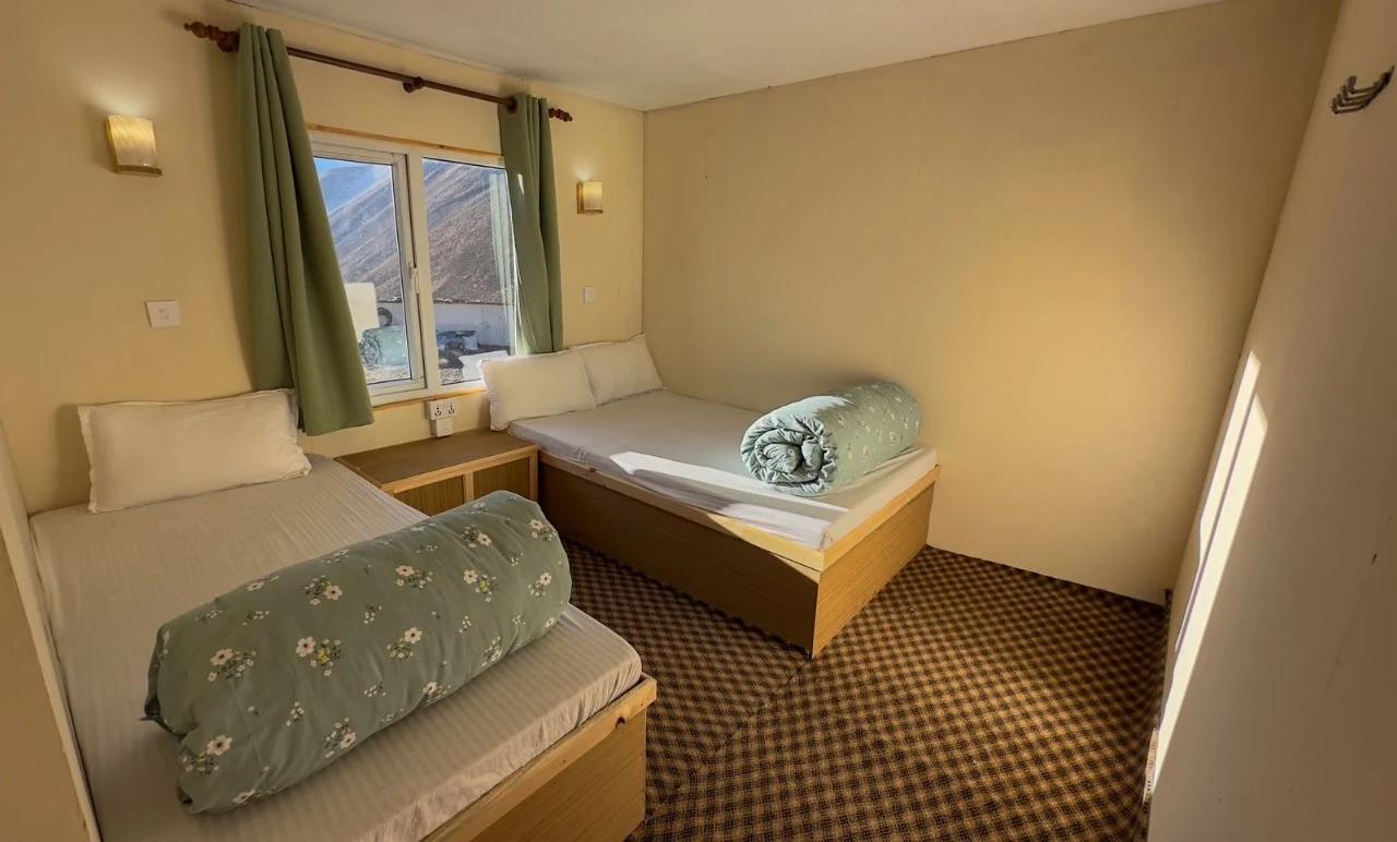 Hotel Dingboche image 2