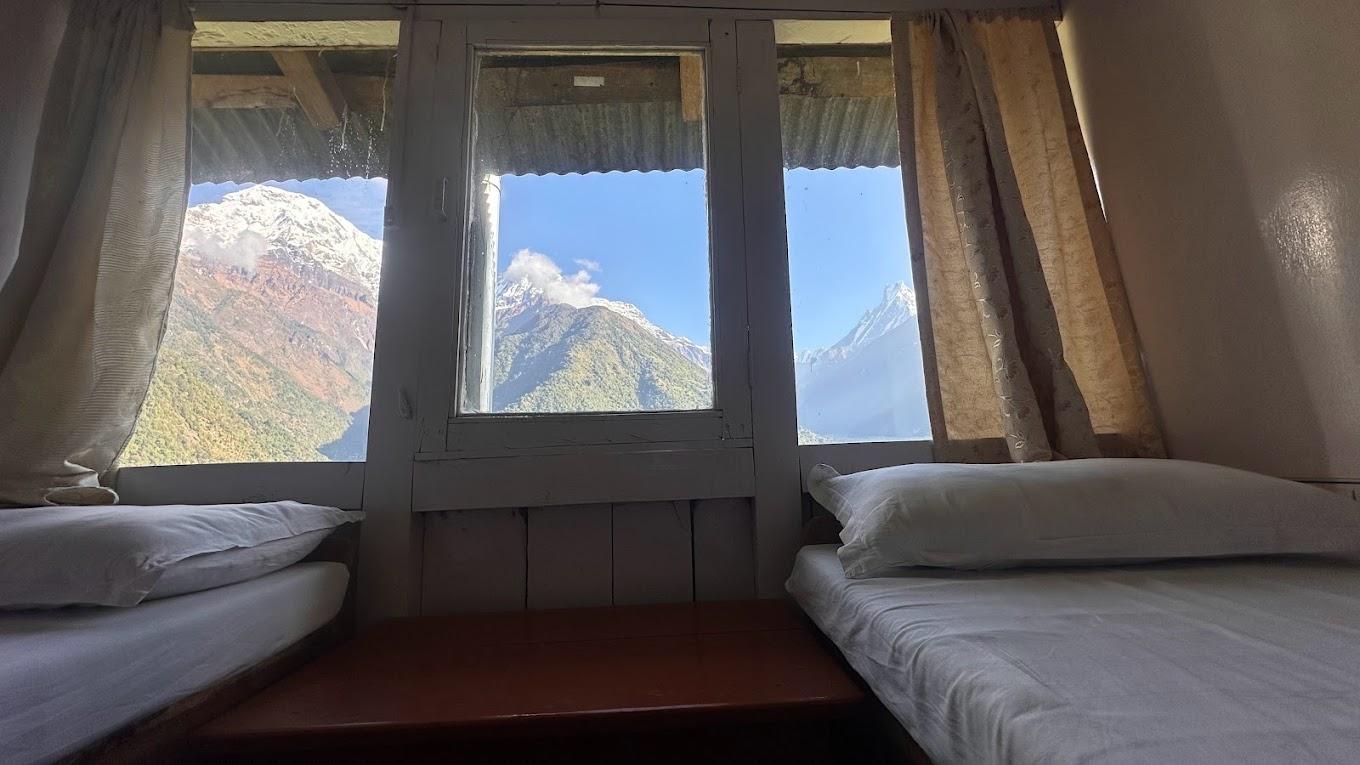 Top Lodge Chhomrong image 2
