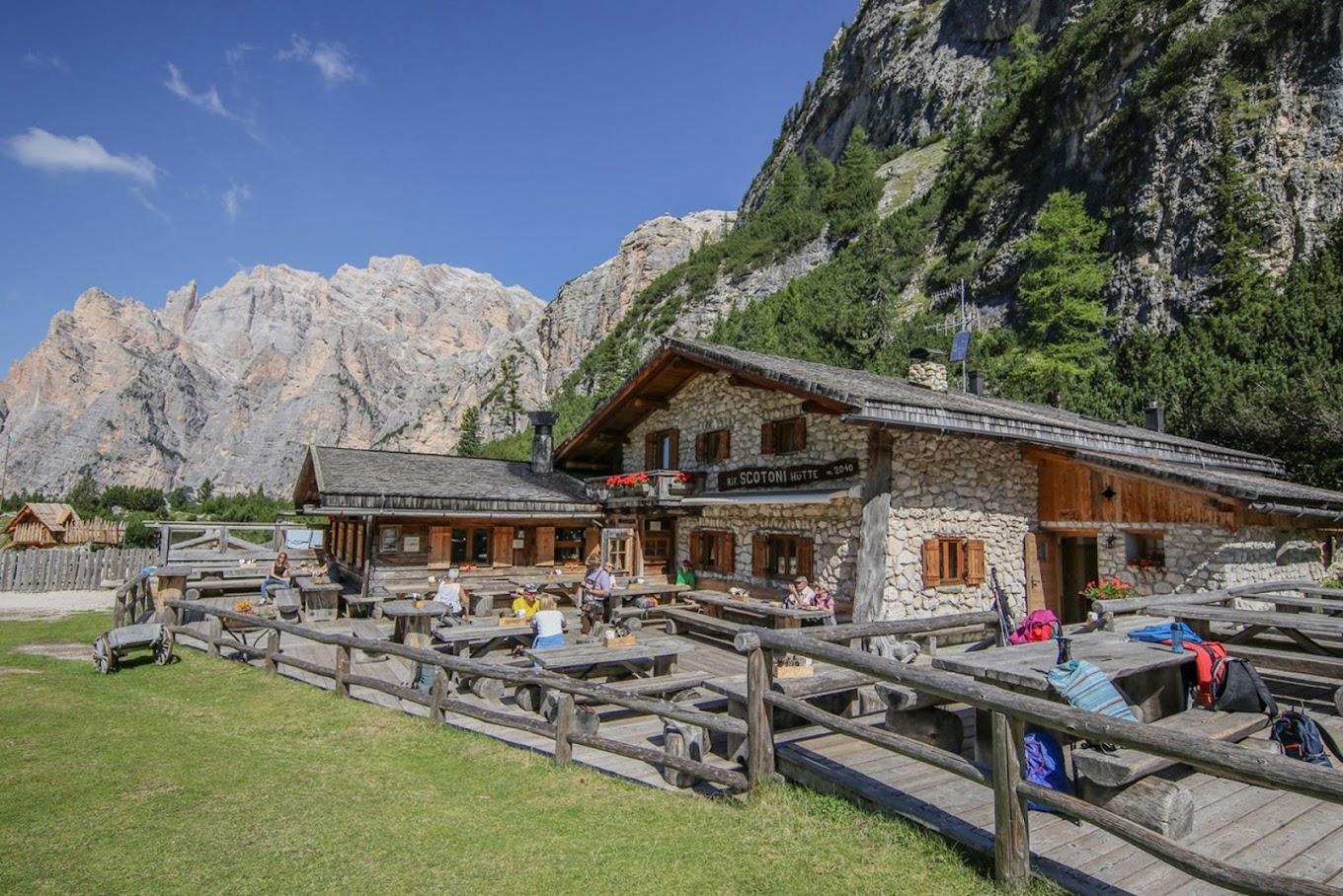 Rifugio Scotoni image 1