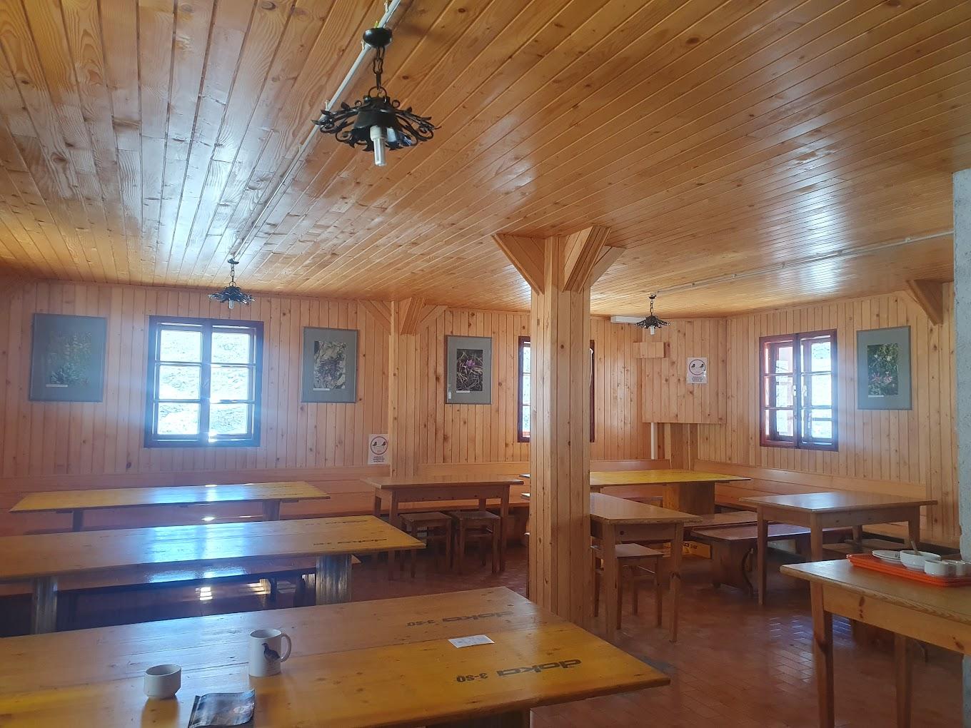Koča na Doliču image 2
