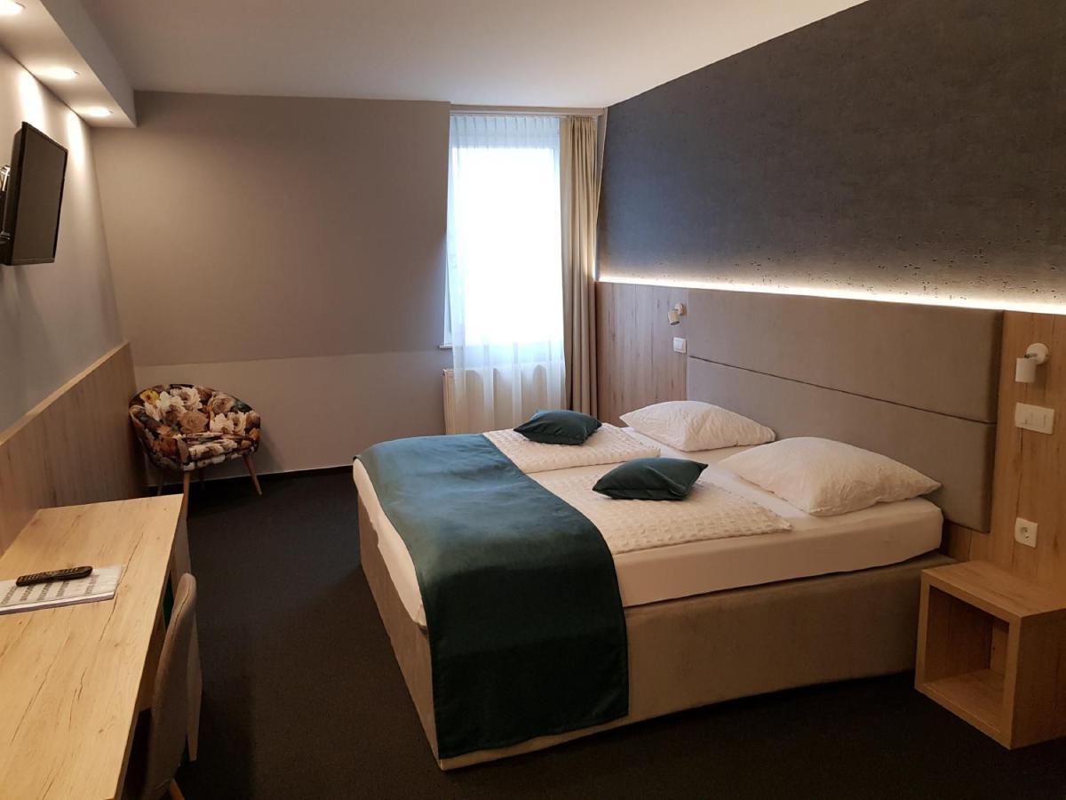 Hotel Alpina image 2