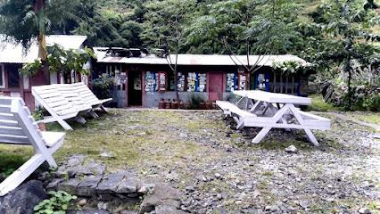 Windy Valley Guest House Deng image 1