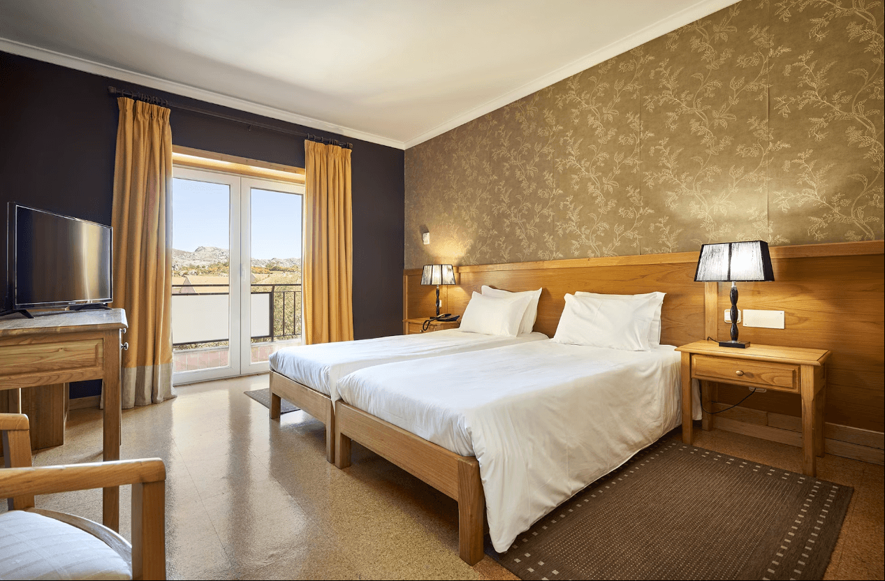  Hotel Castrum Villae image 1