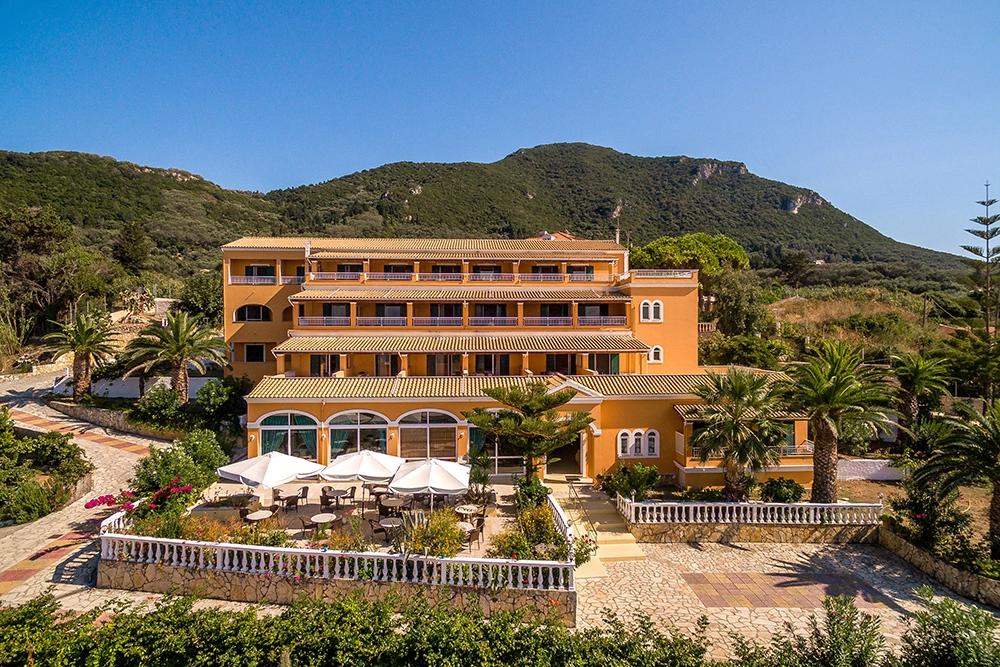 Paramonas Hotel image 1
