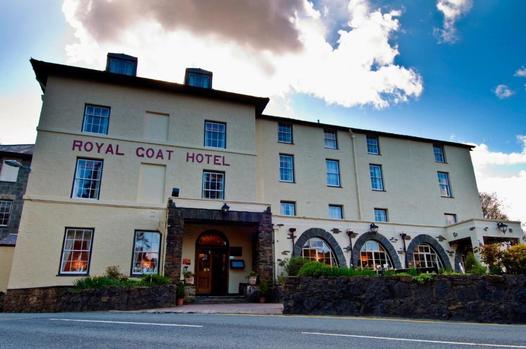 Royal Goat Hotel image 1