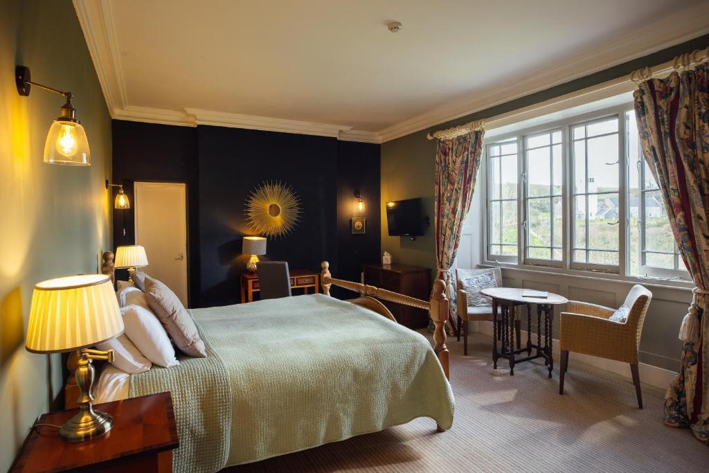 Castlemead Country House By The Sea image 1