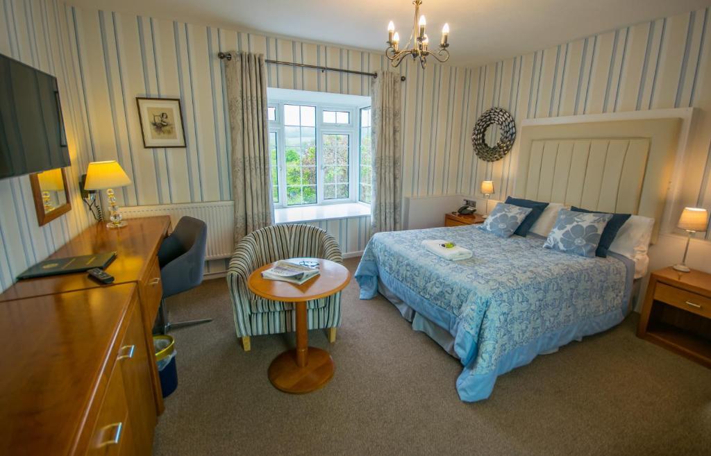 Old Kings Arms Hotel image 2