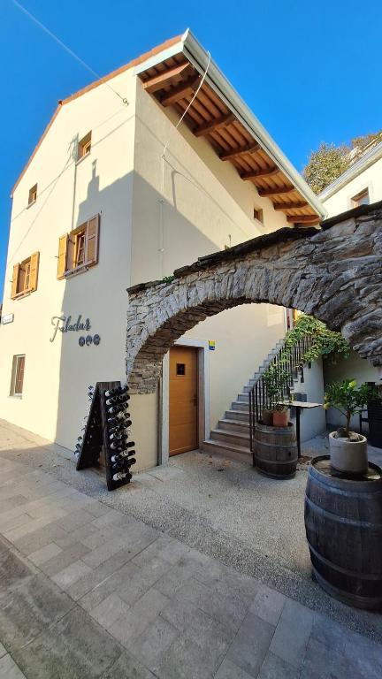Fine Rooms Vipava image 1