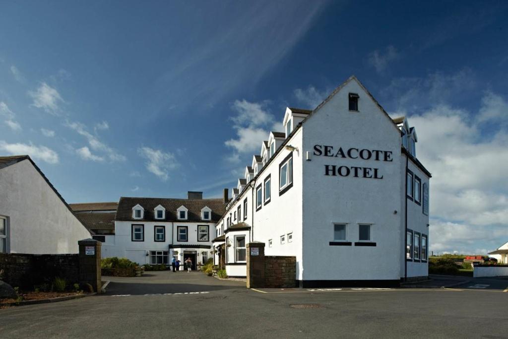 Seacote Hotel image 1