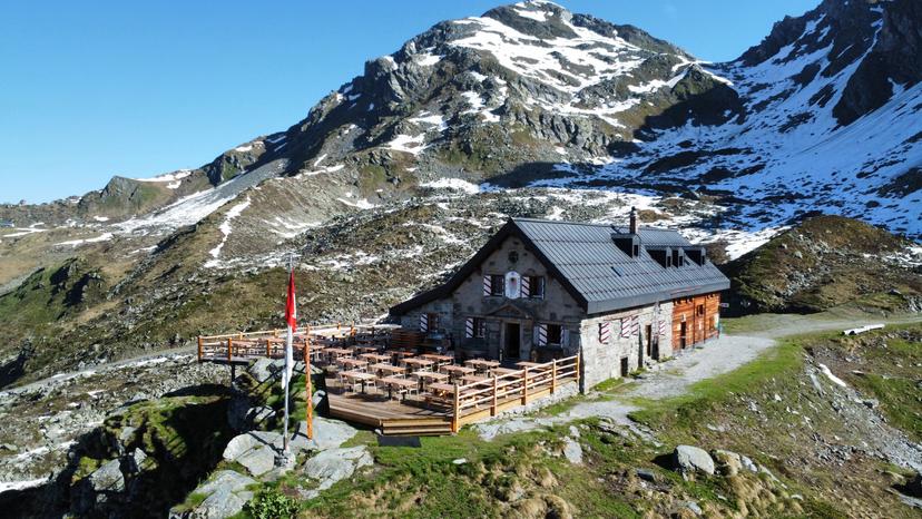Cabane Mont Fort image 2