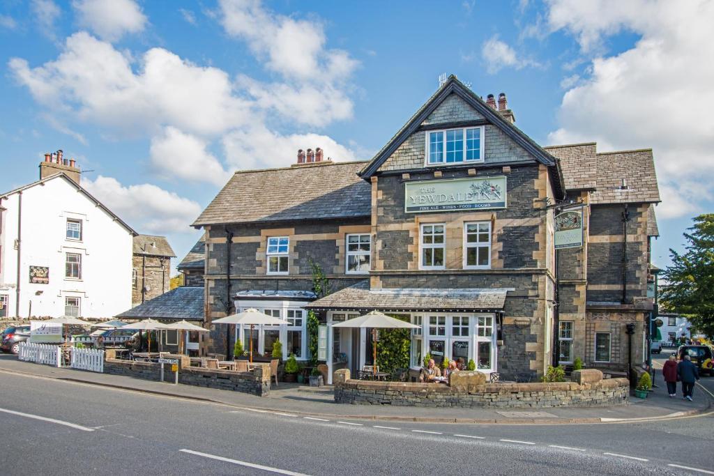 The Yewdale Inn and Hotel Coniston Village image 1