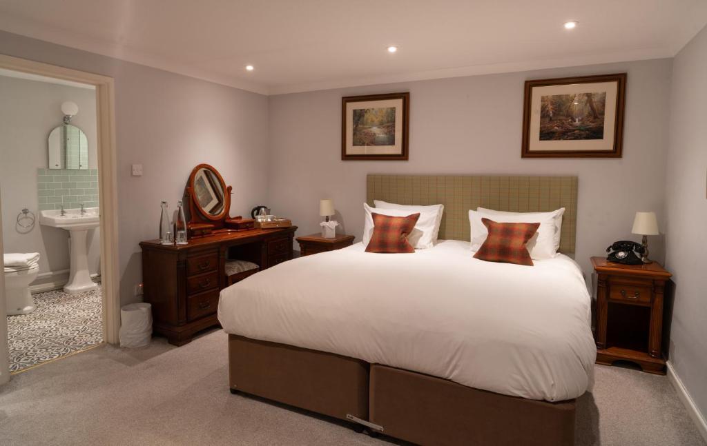 White Hart Inn image 2