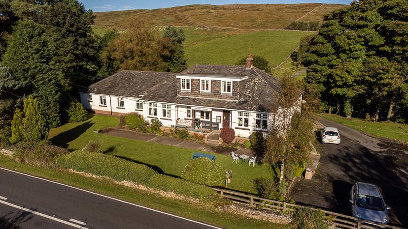 Vallum Lodge Hotel image 1