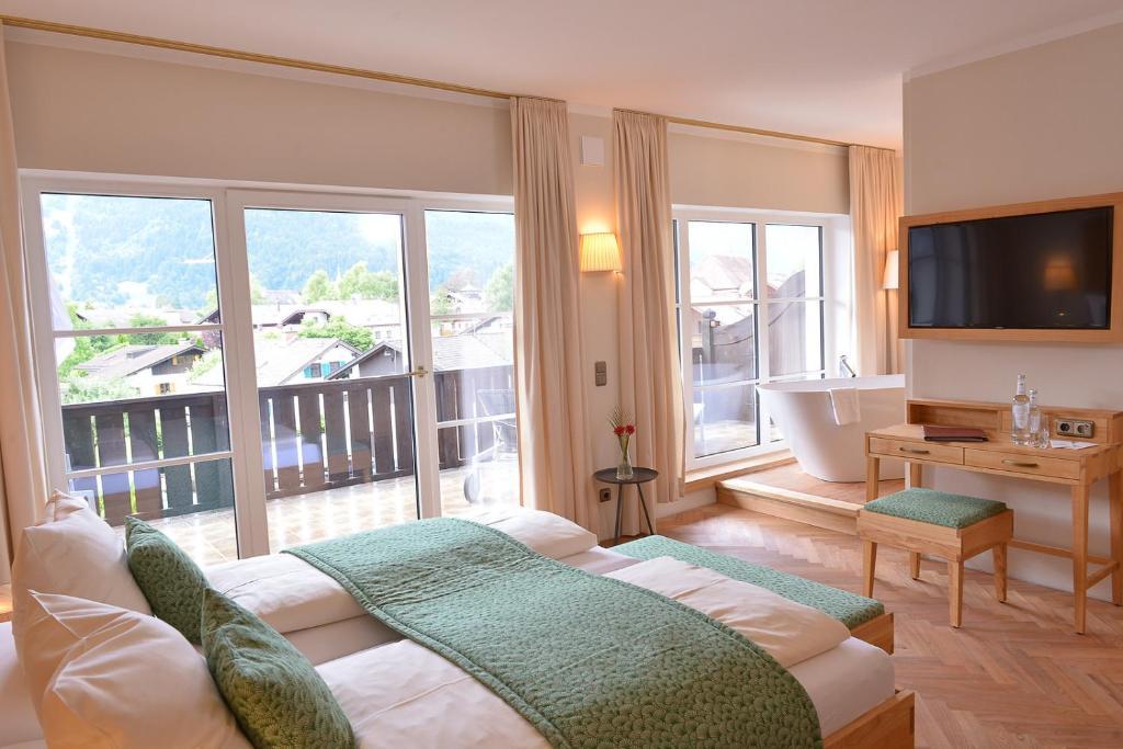 Biohotel Garmischer Hof image 1