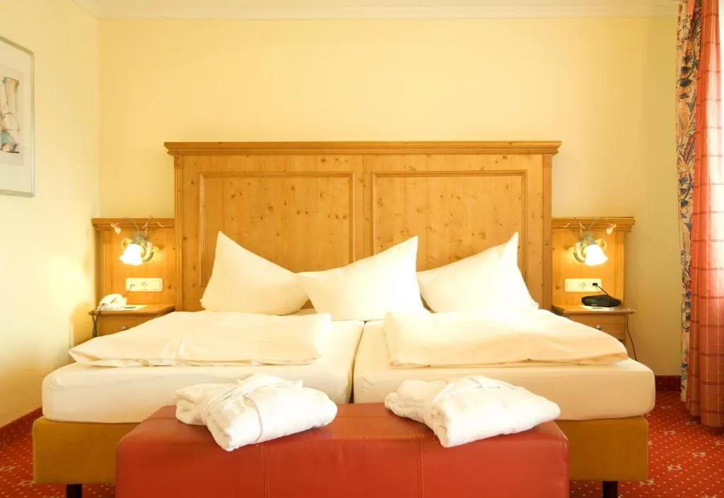 Alpenhotel Kronprinz image 1