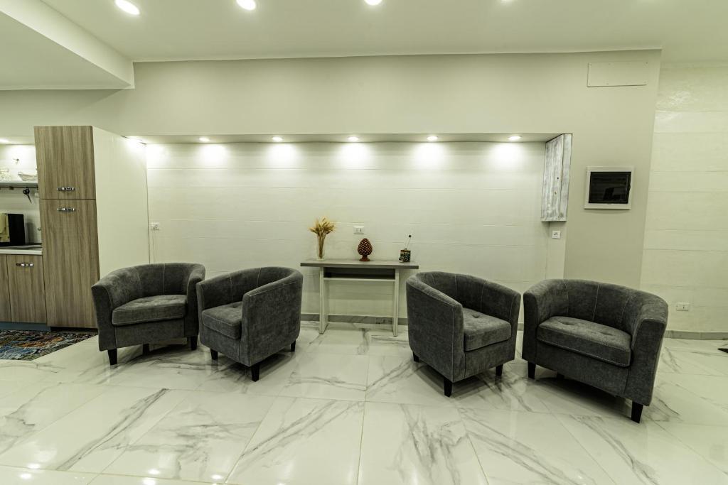 Corleone Guesthouse image 2