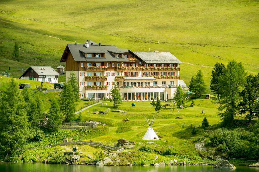 Heidi-Hotel Falkertsee image 2