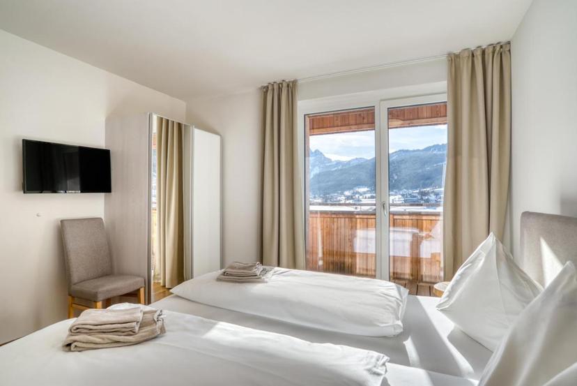 COOEE alpin Hotel Dachstein image 1