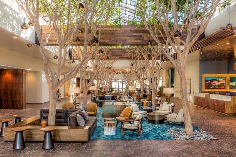 Portola Hotel & Spa image 3