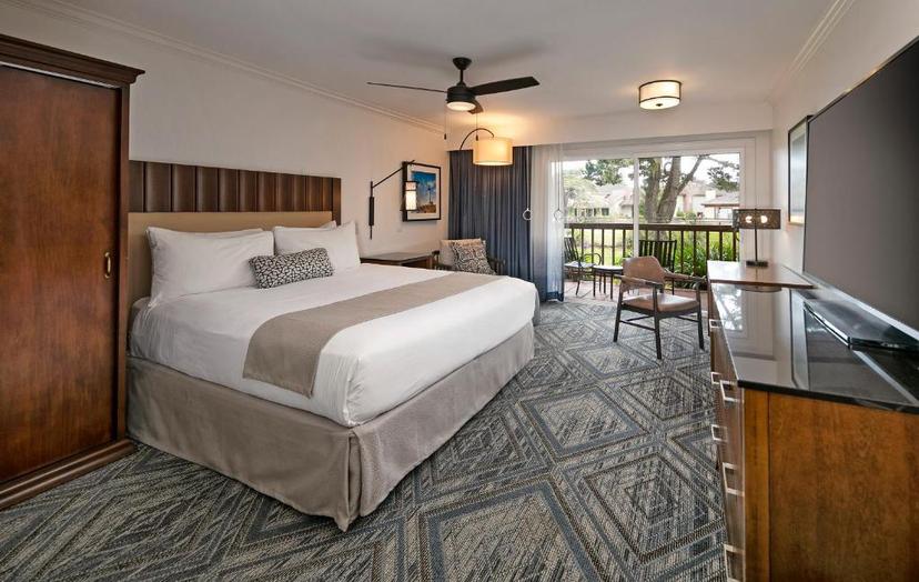Half Moon Bay Lodge image 3