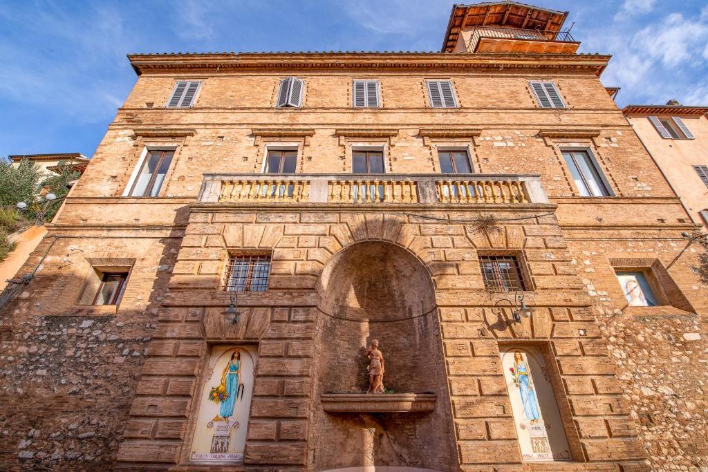 Hotel Trevi Palazzo Natalini image 1