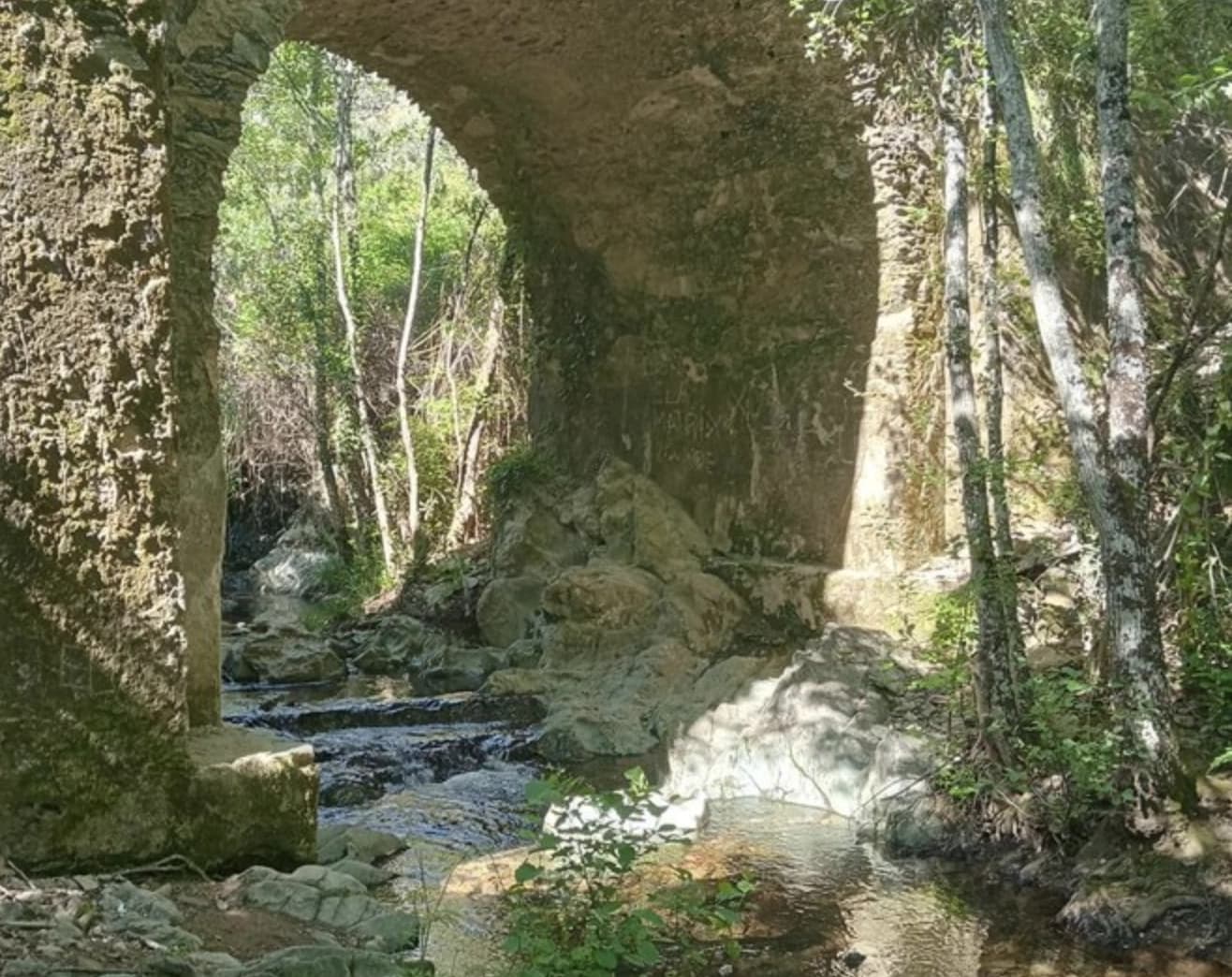 stone arch guijarra