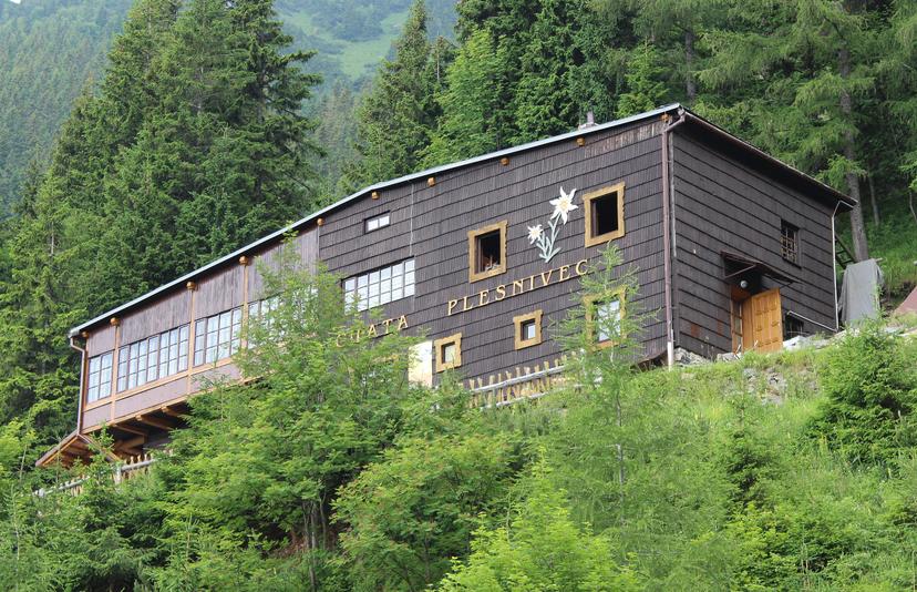 Plesnivec Hut image 1