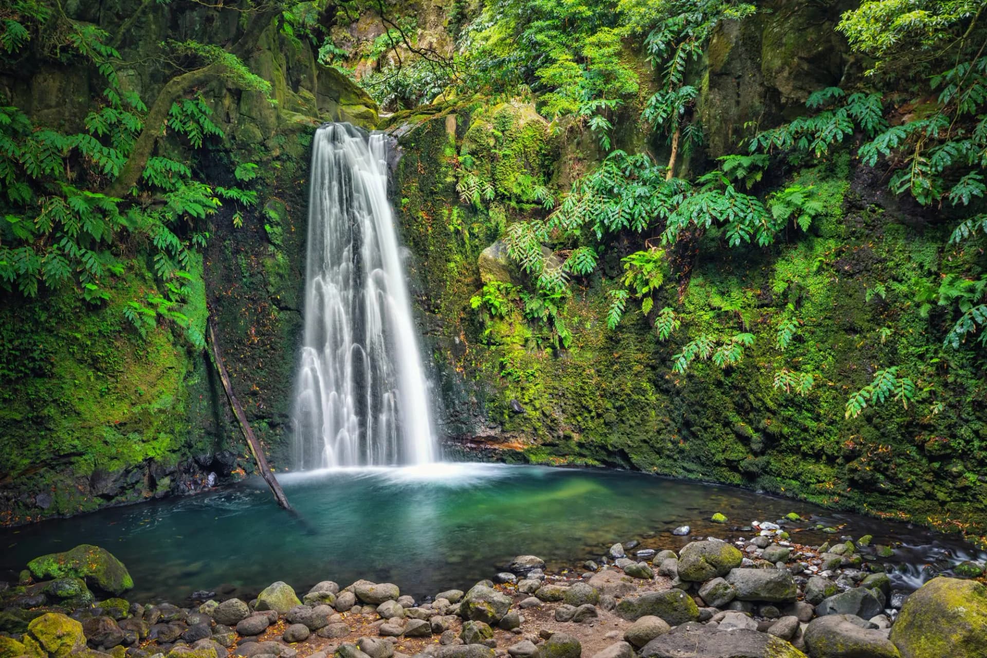 Beautiful scenery from the Ribeira do Faial da Terra Waterfall