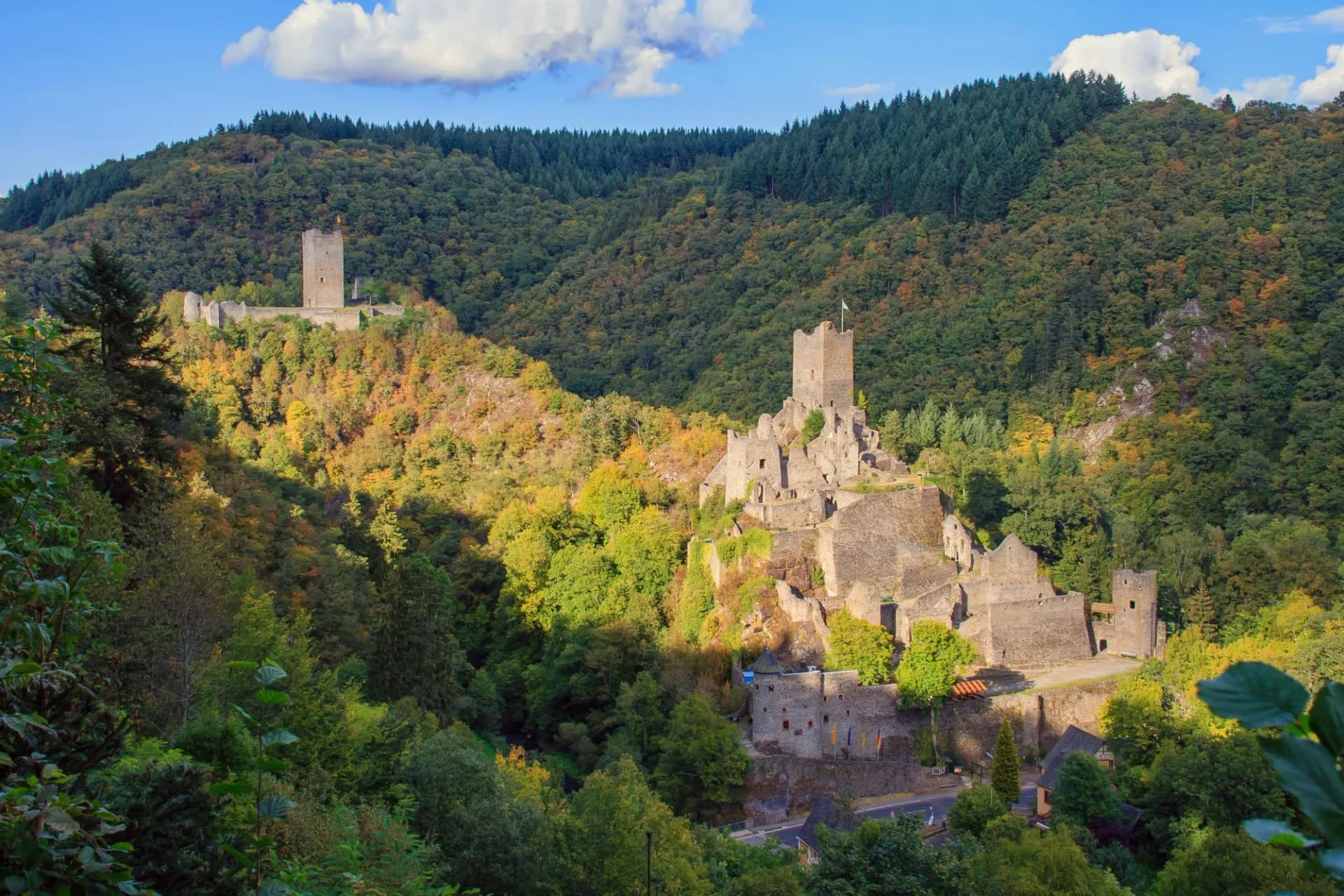 Burgen Manderscheid in der Vulkaneifel