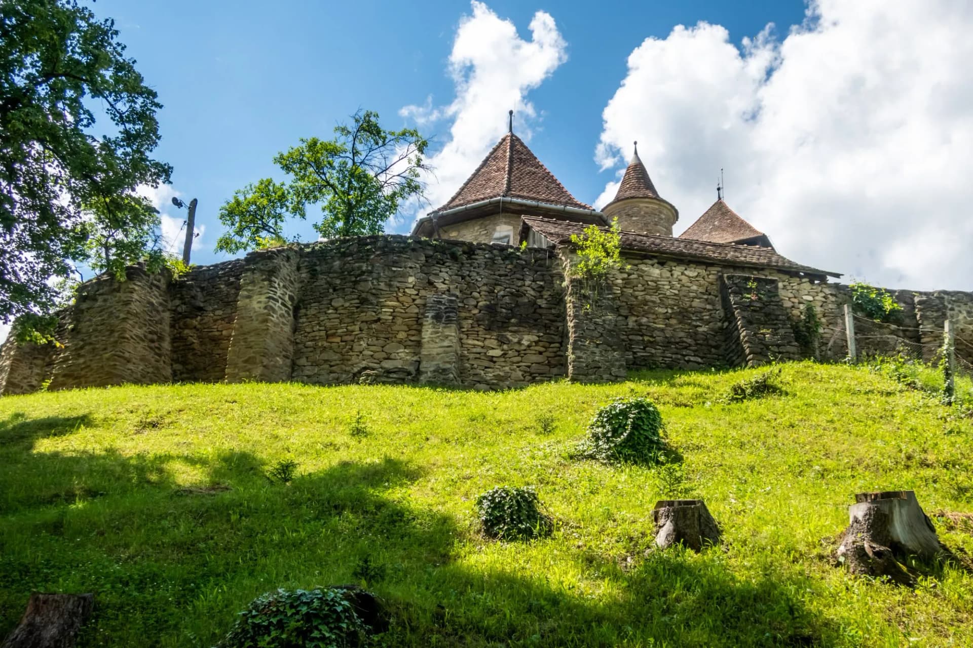 14th century Saxon Malancrav Fortified Church, Malancrav, Sibiu county, Transylvania, Romania