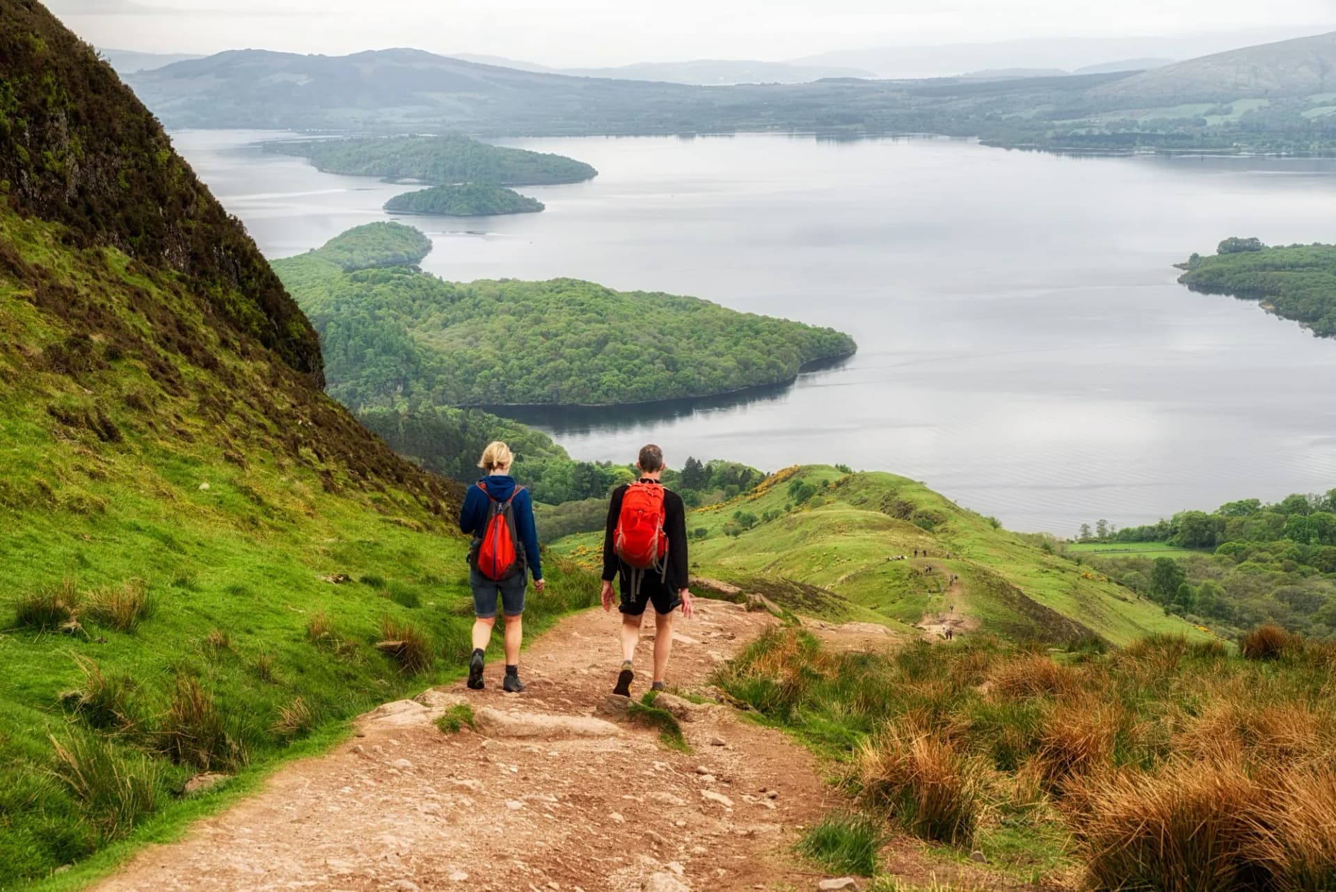 Scenic views over Loch Lomond from the trail