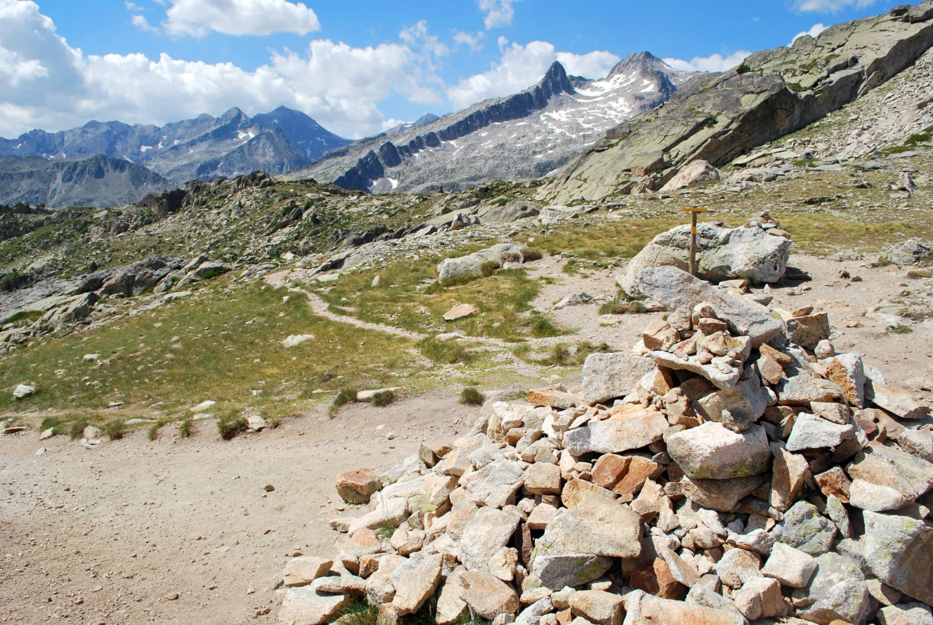 Cairn au col de Madamète