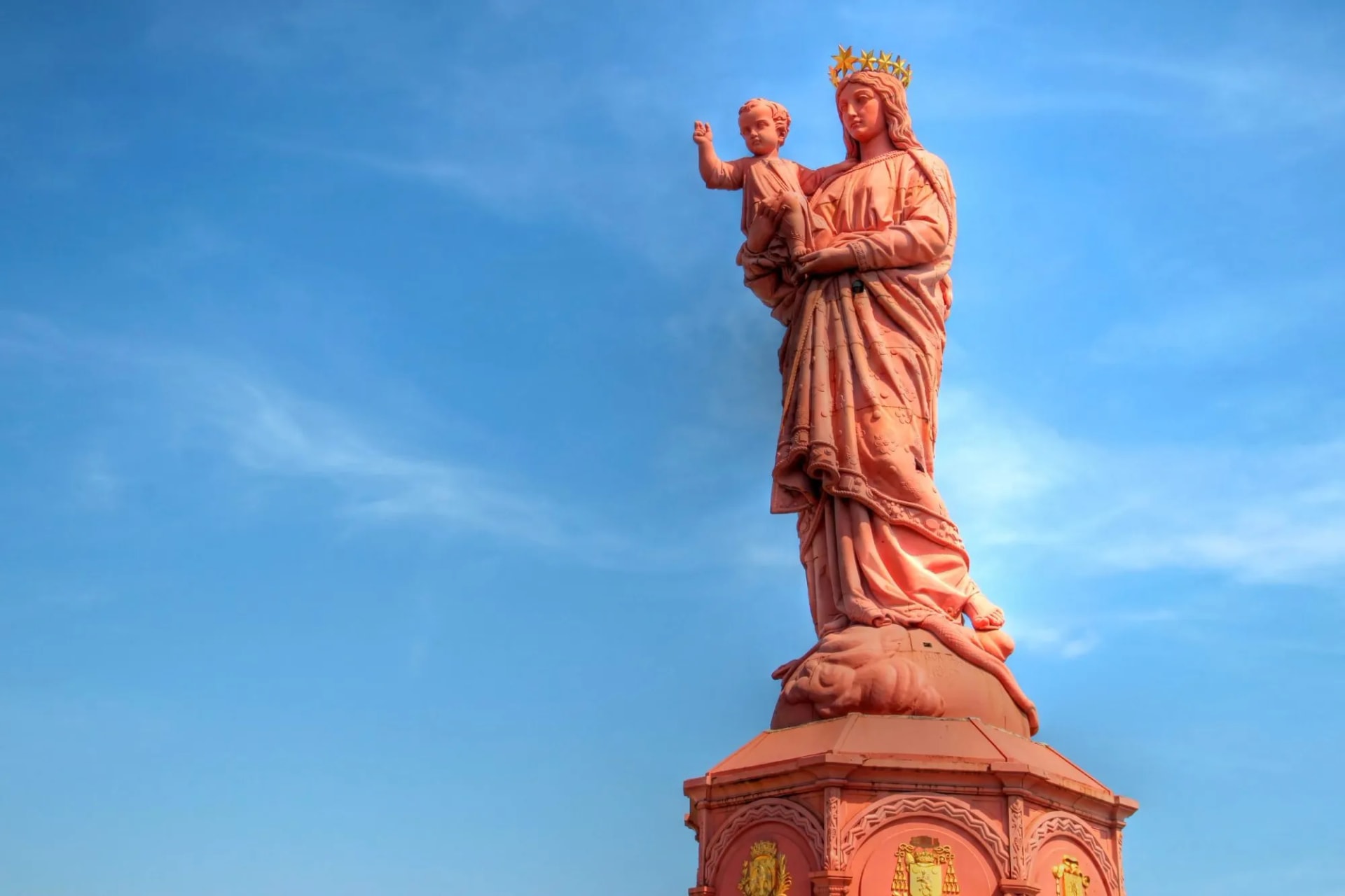 Notre-Dame (Virgin Mary) de France, Le Puy-en-Velay