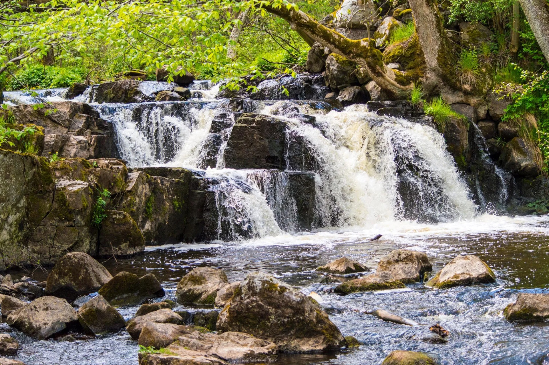 Hallamolla waterfall
