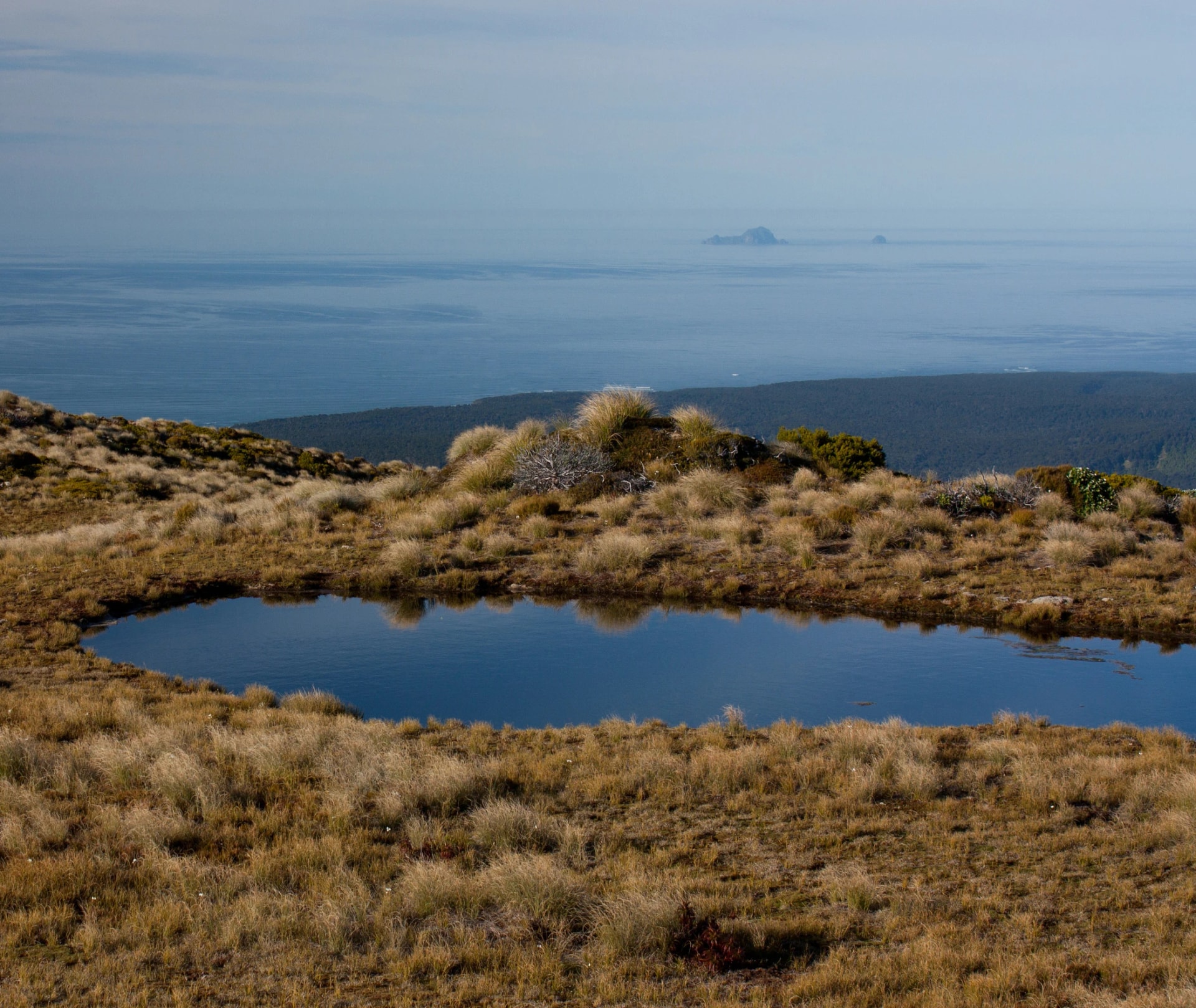 A tarn near the top of the Hump Ridge