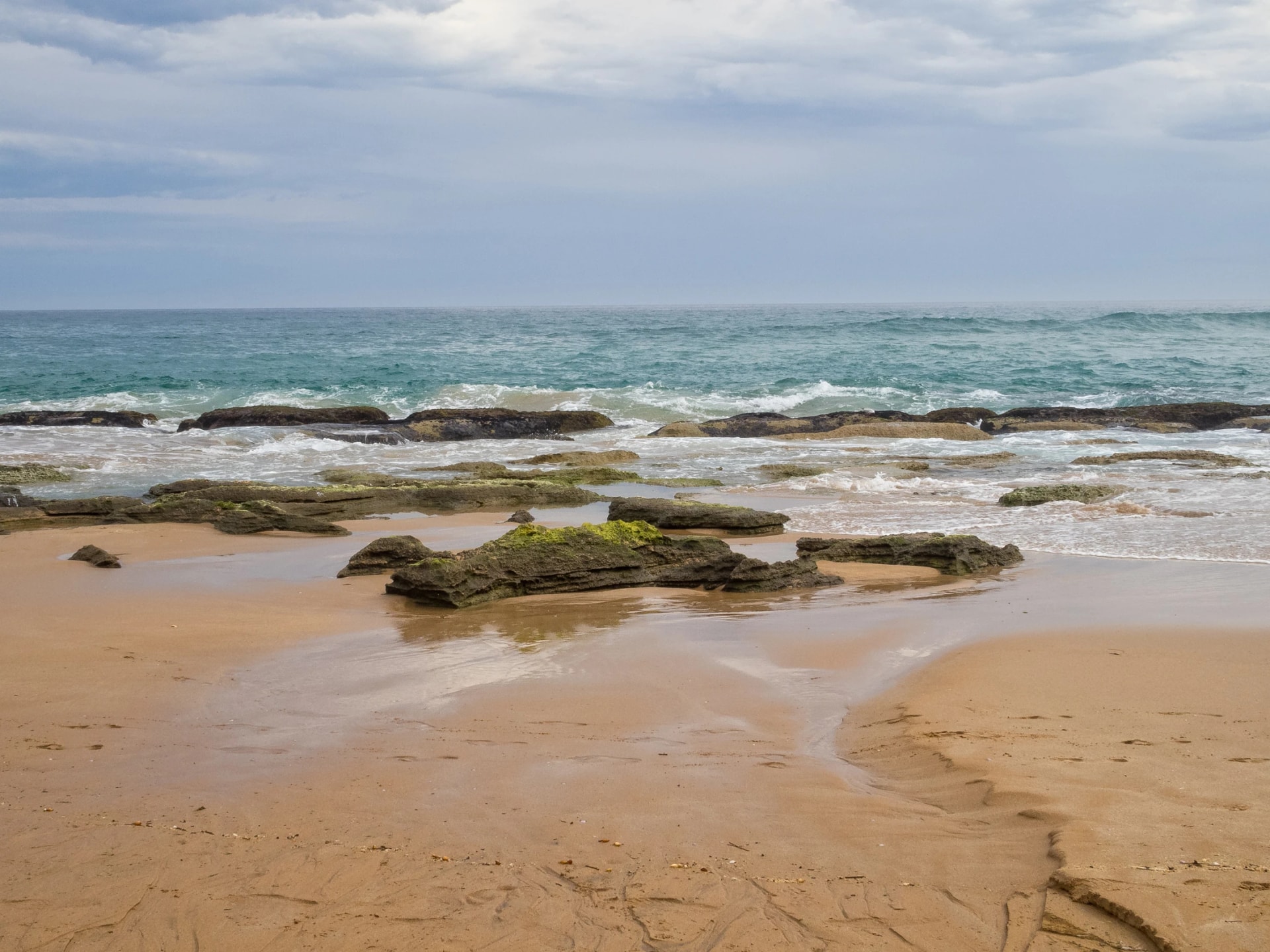 Low tide at Johanna Beach