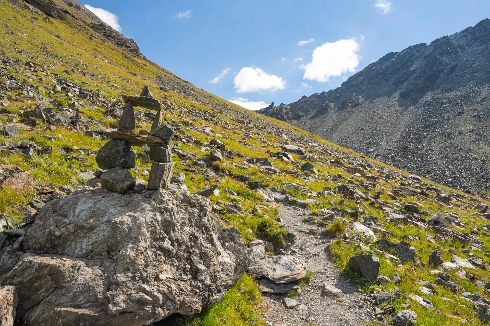 The way up to Col du Tsate