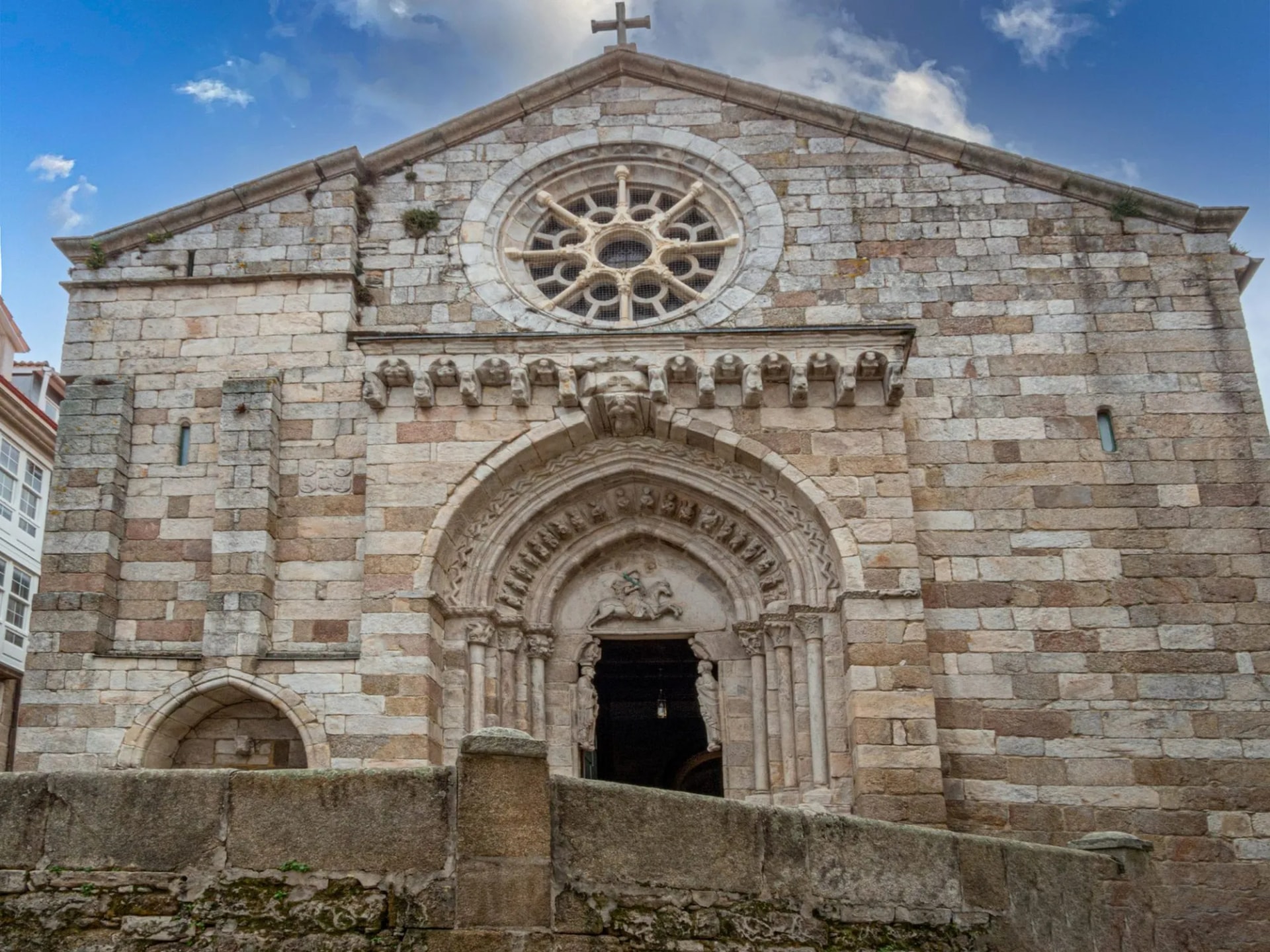 Igrexa De Santiago