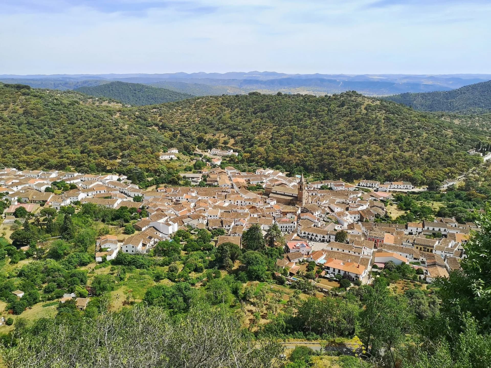 View of Linares de la Sierra