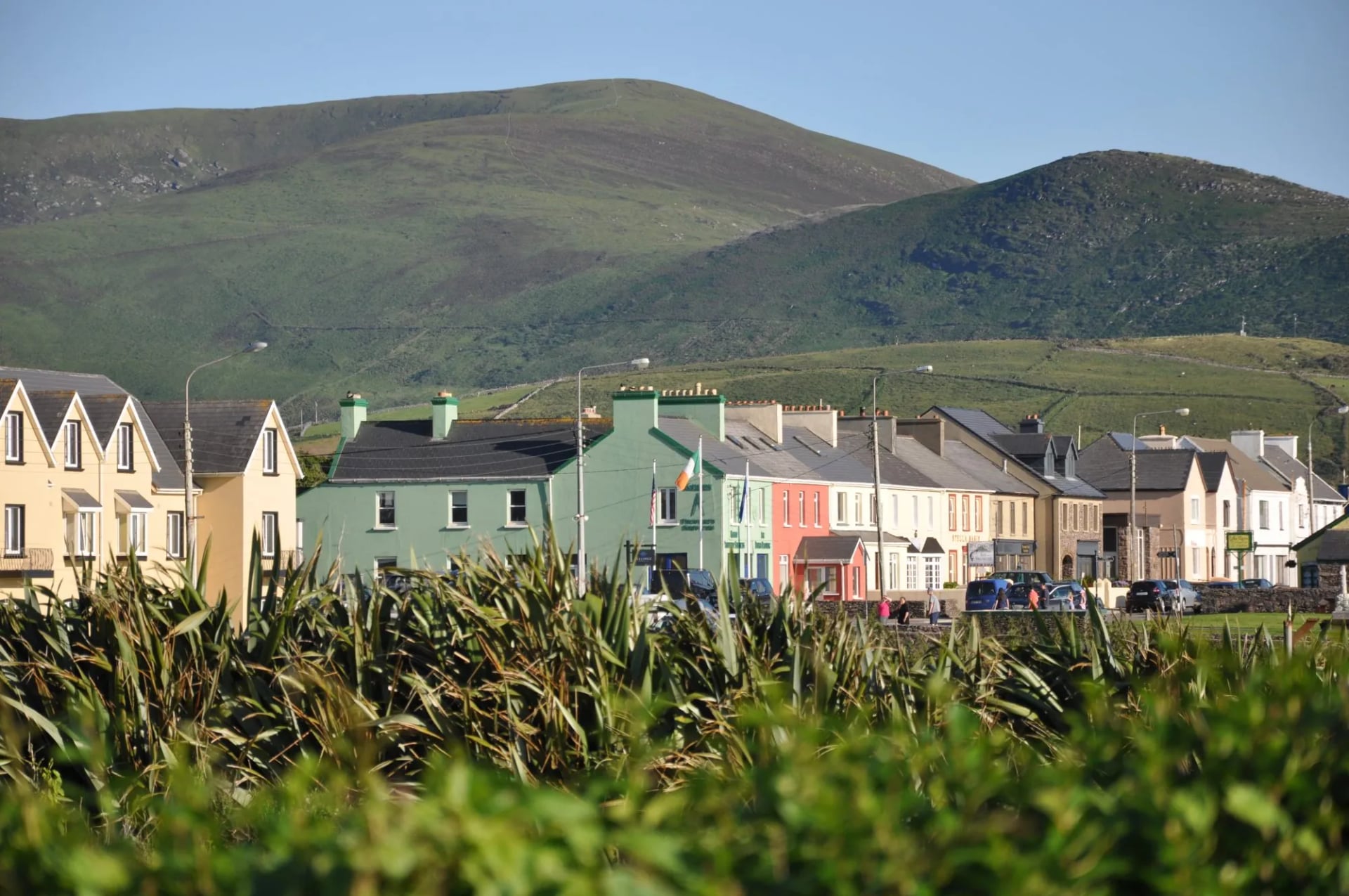 Het kustdorp Waterville aan Ballinskelligs Bay