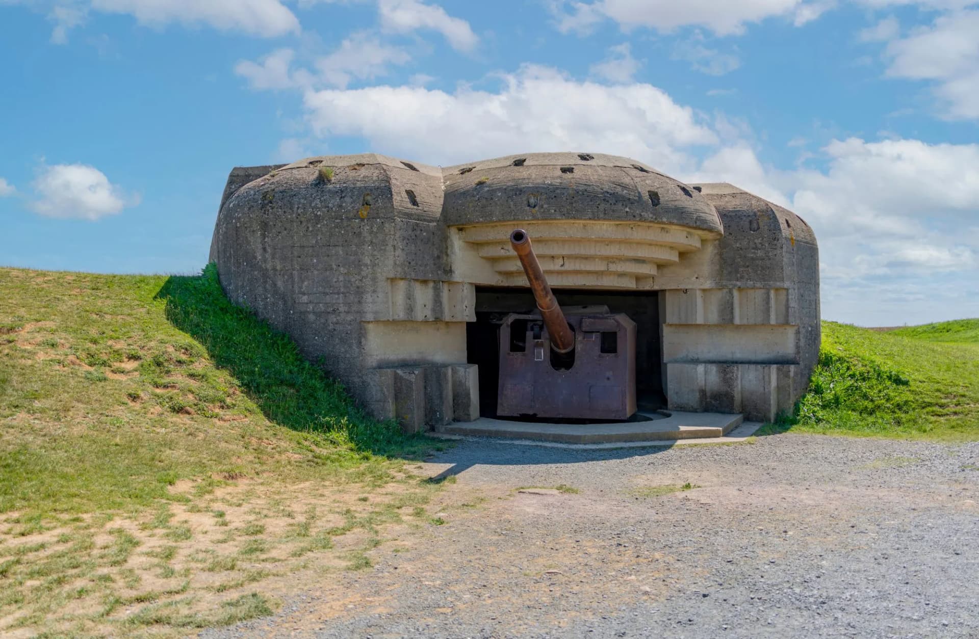German Battery at Longues-sur-Mer up close
