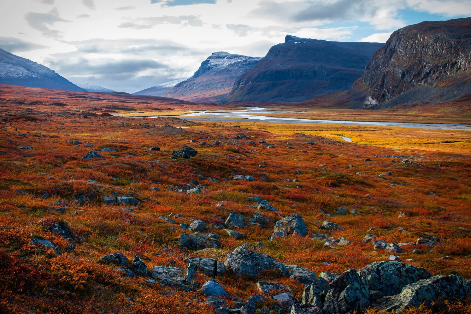 Mountains around Kungsleden trail between Salka and Singi, Swedish Lapland, mid-September, 2020