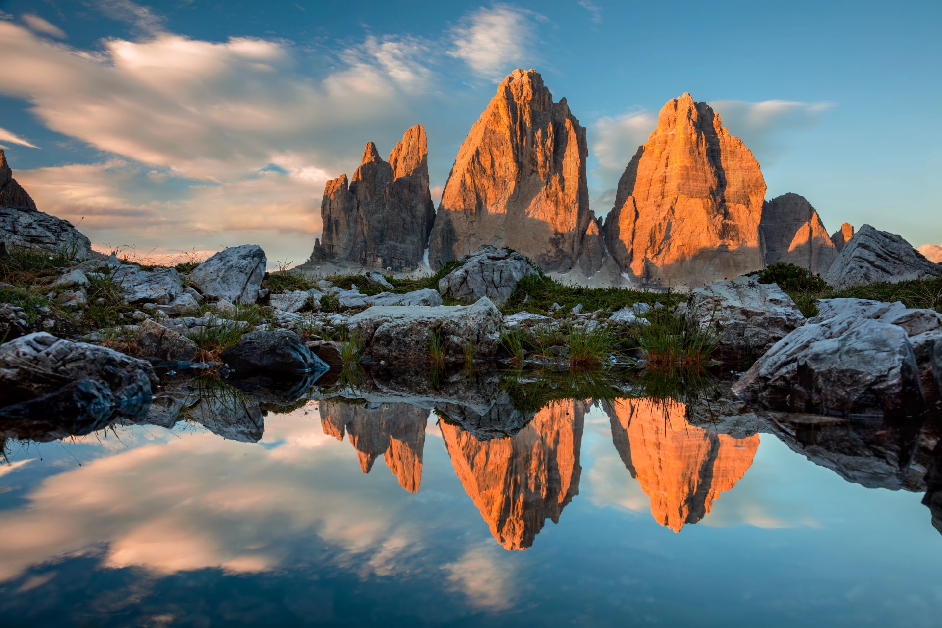 Tre Cime di Lavaredo turistická túra mezi chatami