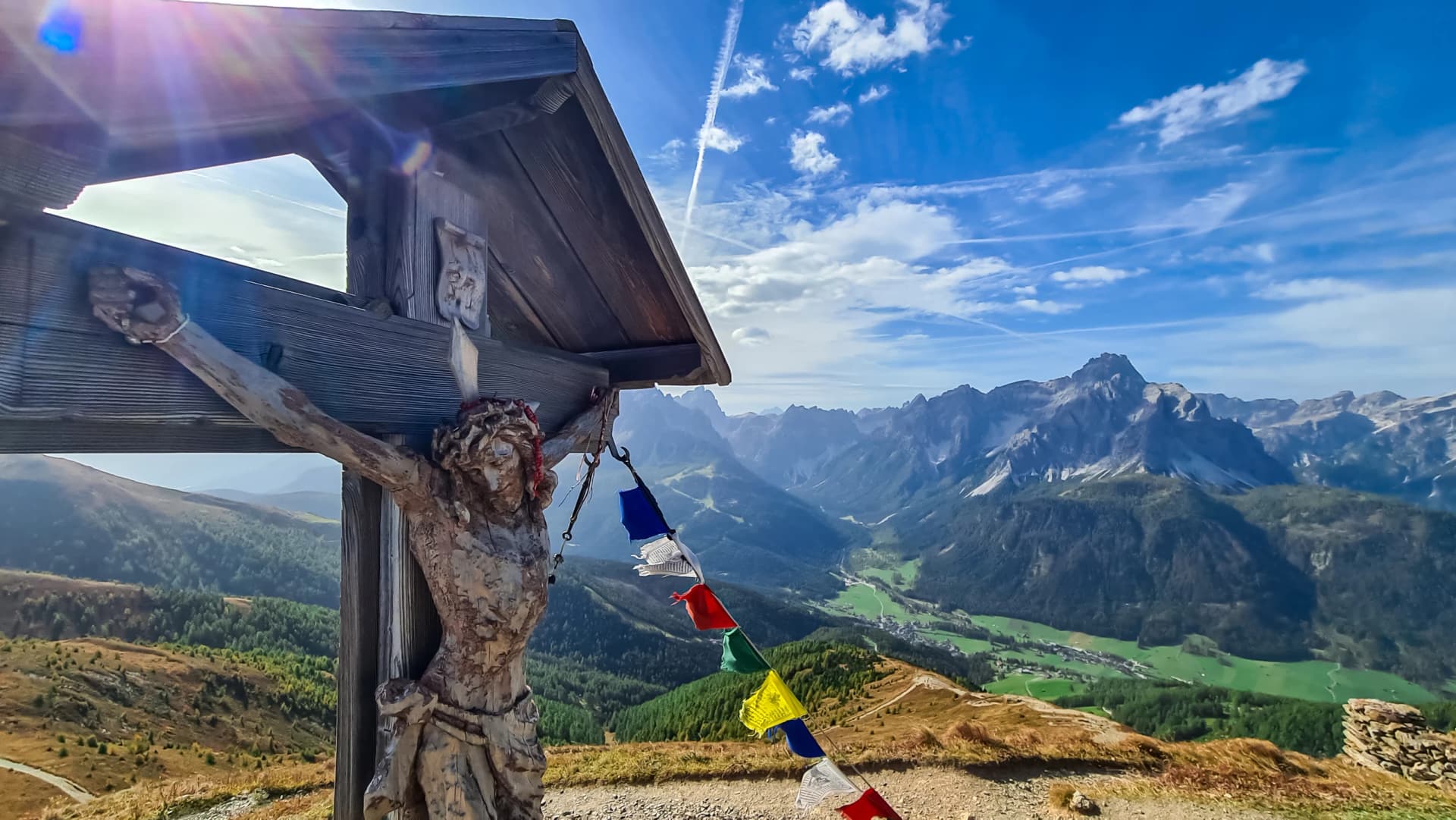 Scenic view of remote mountain hut Sillianerhuette along Carnic peace trail in Carnic Alps, South and East Tyrol, Austria Italy border, Europe. Looking from mountain peak Helm (Monte Elmo). Wanderlust