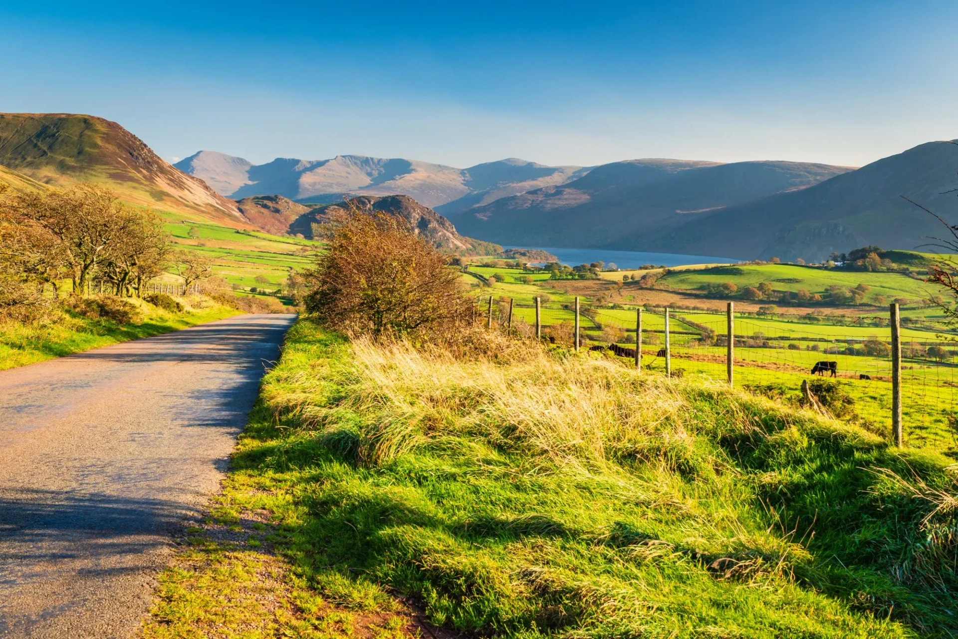 Road to Ennerdale Water and Fells / Ennerdale Water is the most westerly lake in the English Lake District and is now a Unesco World Heritage Site