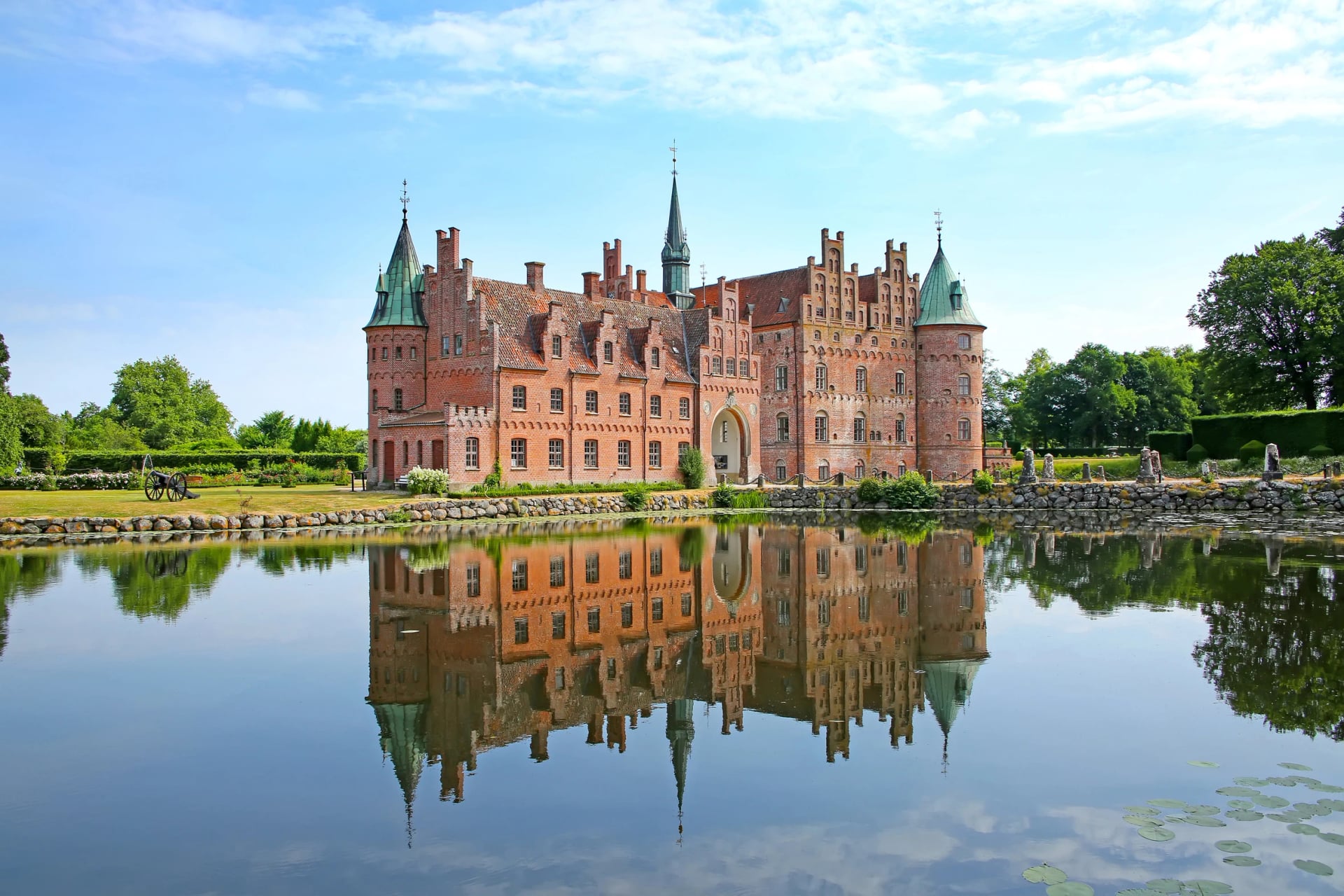 Egeskov Castle is located near Kvaerndrup, in the south of the island of Funen, Denmark. The castle is Europe's best preserved Renaissance water castle.