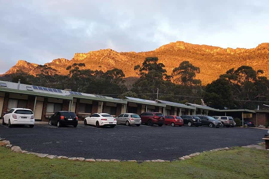 Halls Gap Motel below the Grampians