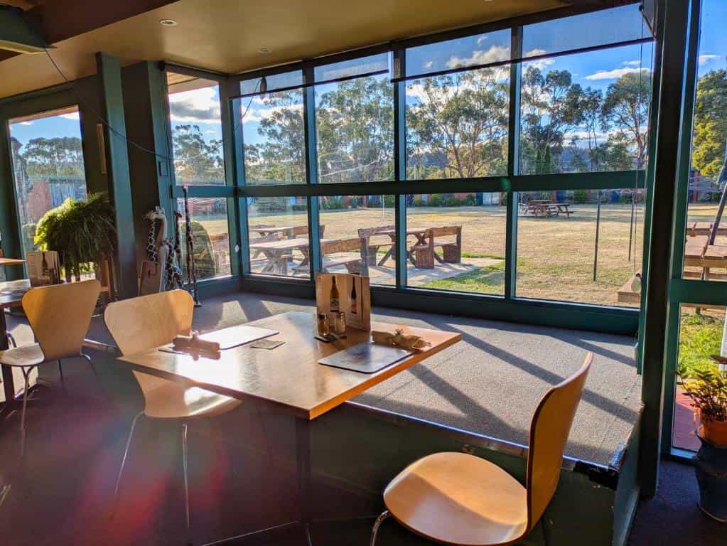 Tandara Motor Inn dining room